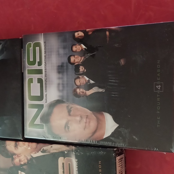 NCIS Navial Criminal Investigation Service DVD 1,2,and 4 season - Picture 4 of 5